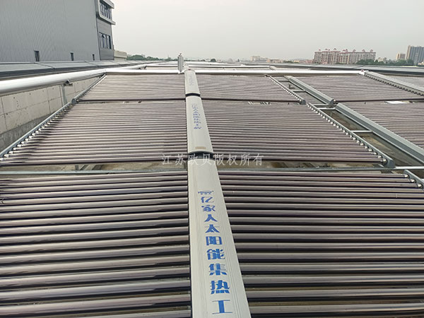 【圖片】屠宰場太陽能預(yù)加熱熱水系統(tǒng)工程